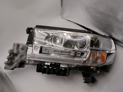 Toyota Land Cruiser Headlight LC200 led L 2016-2021 Low Rise 16 Models (Iron Motor)（Prices incl GST）